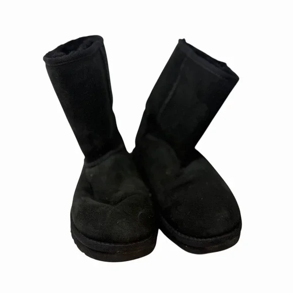UGG Women's Classic Short II Black Winter Boots Size 9 - Picture 2 of 11